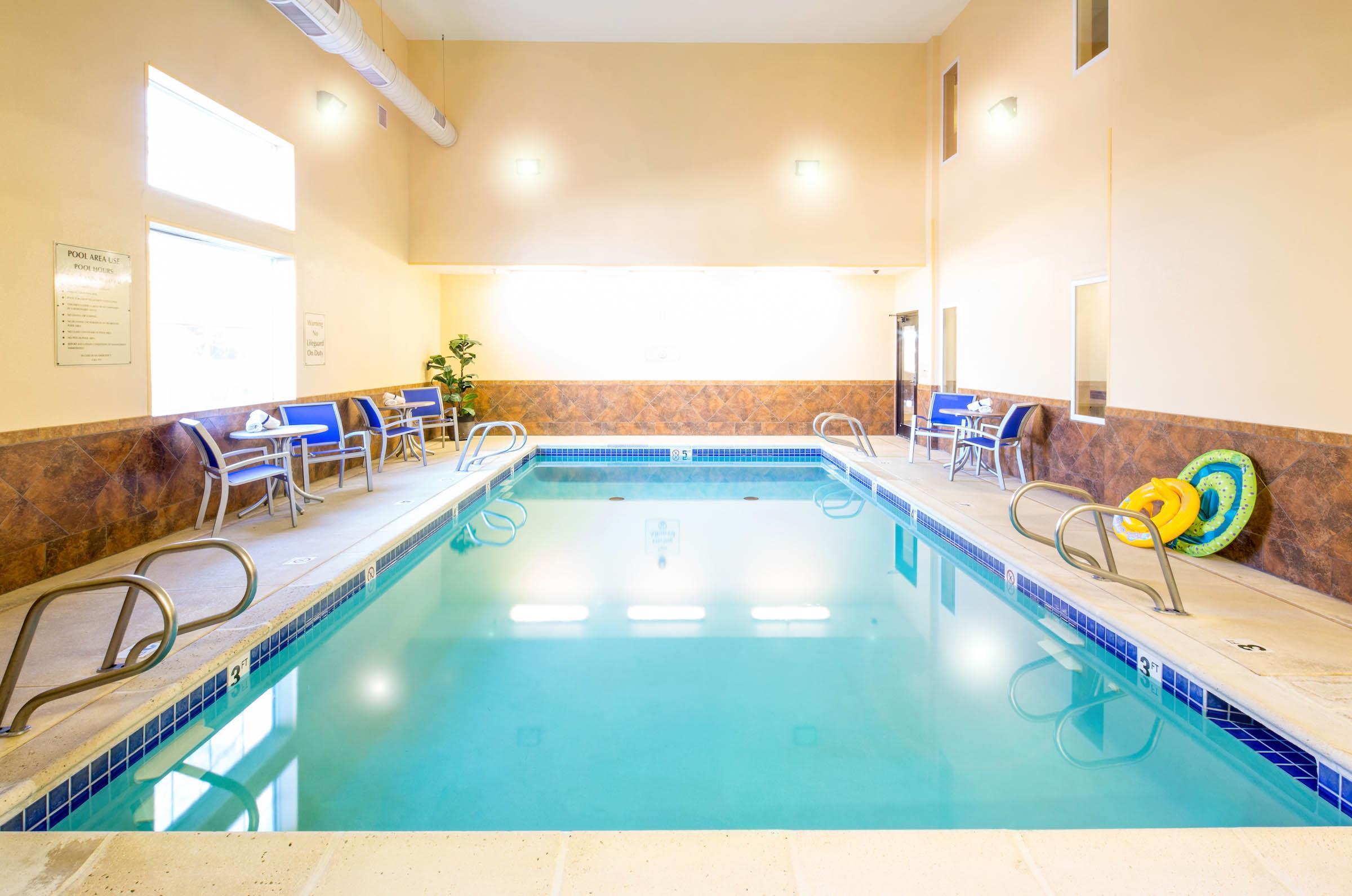 Best Western Plus Eastgate Inn & Suites Wichita Esterno foto