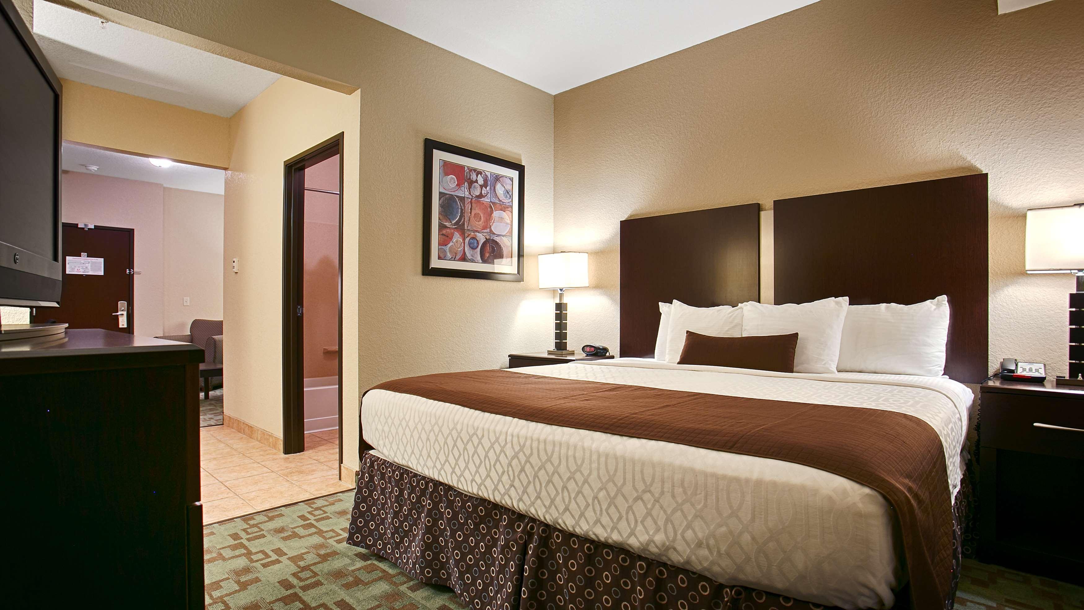 Best Western Plus Eastgate Inn & Suites Wichita Esterno foto
