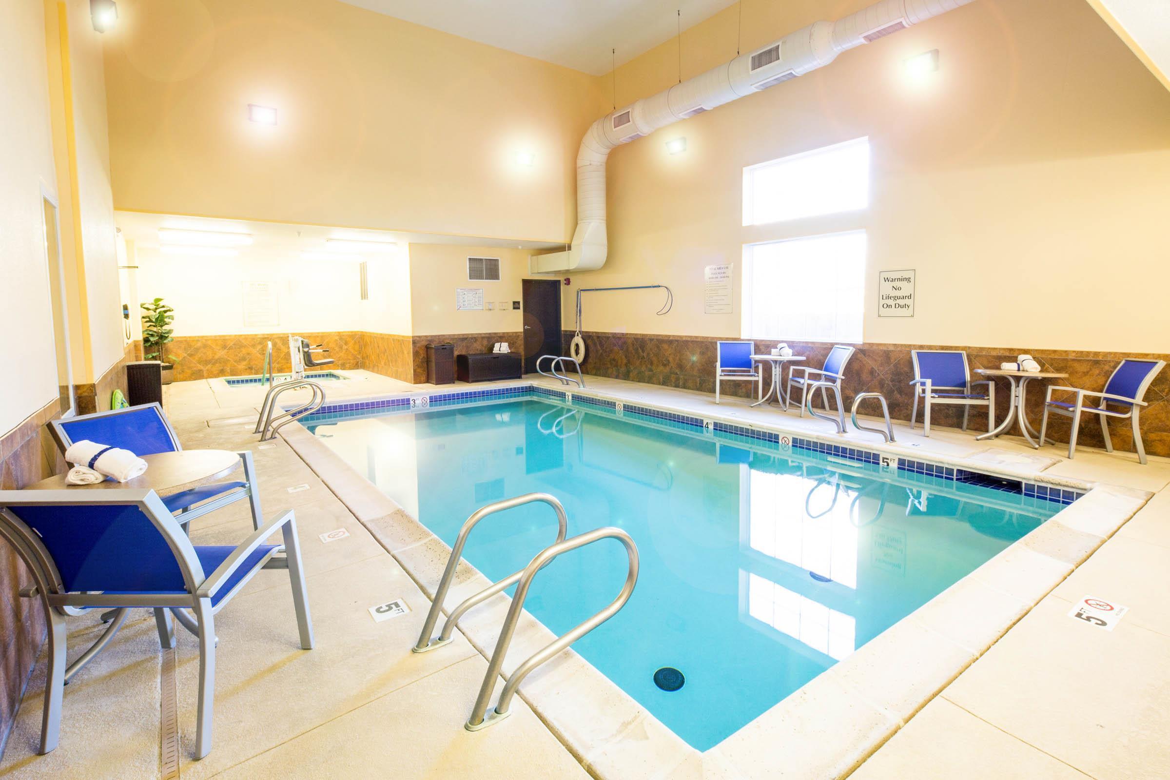 Best Western Plus Eastgate Inn & Suites Wichita Esterno foto