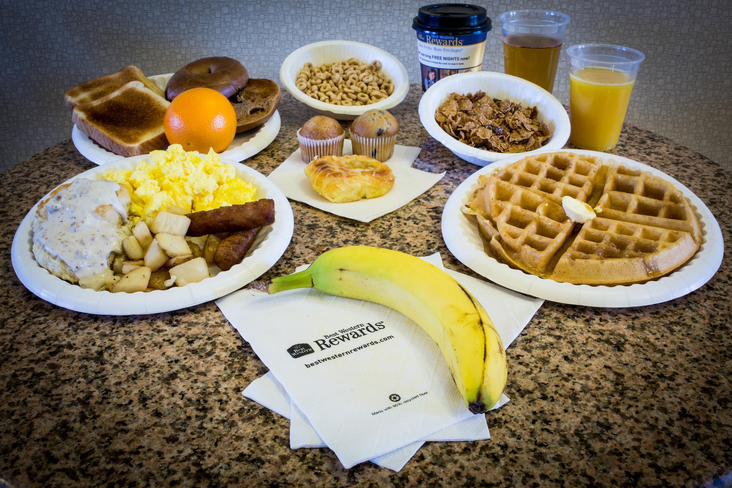 Best Western Plus Eastgate Inn & Suites Wichita Esterno foto