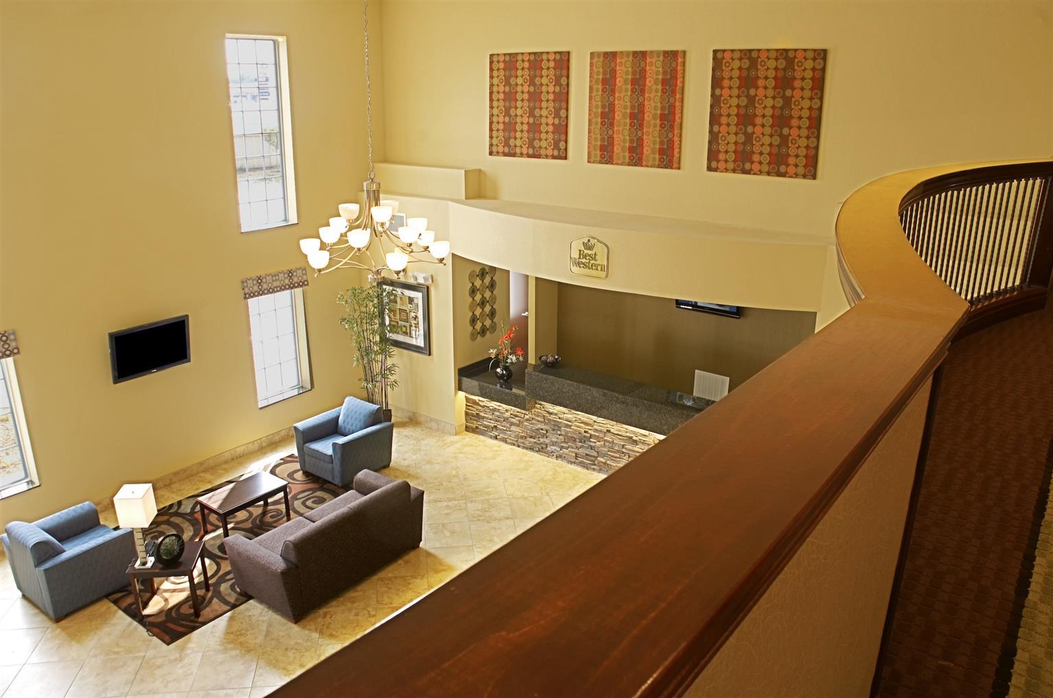 Best Western Plus Eastgate Inn & Suites Wichita Esterno foto