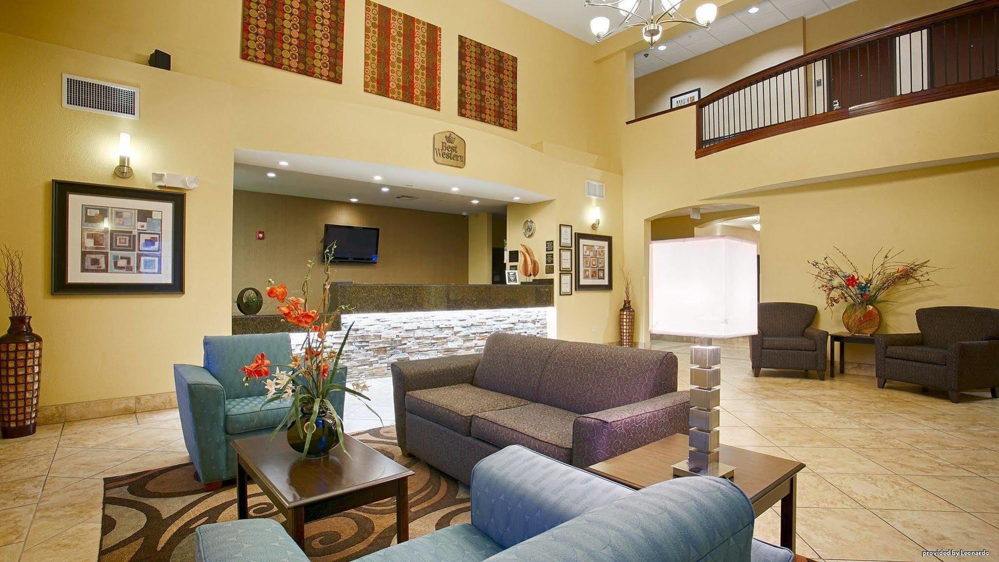 Best Western Plus Eastgate Inn & Suites Wichita Esterno foto