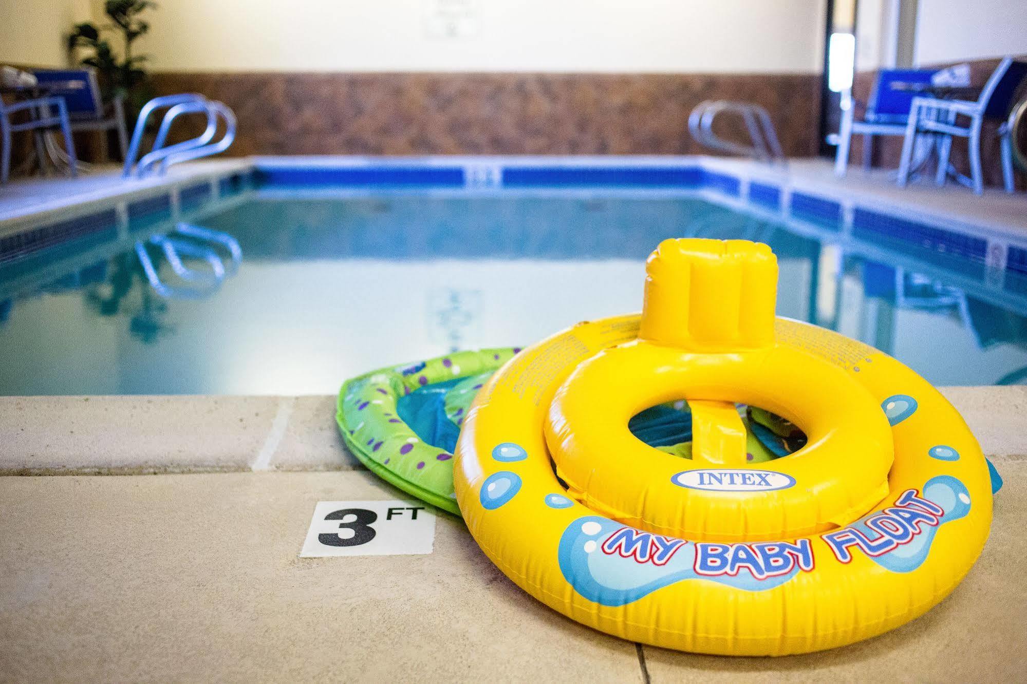 Best Western Plus Eastgate Inn & Suites Wichita Esterno foto