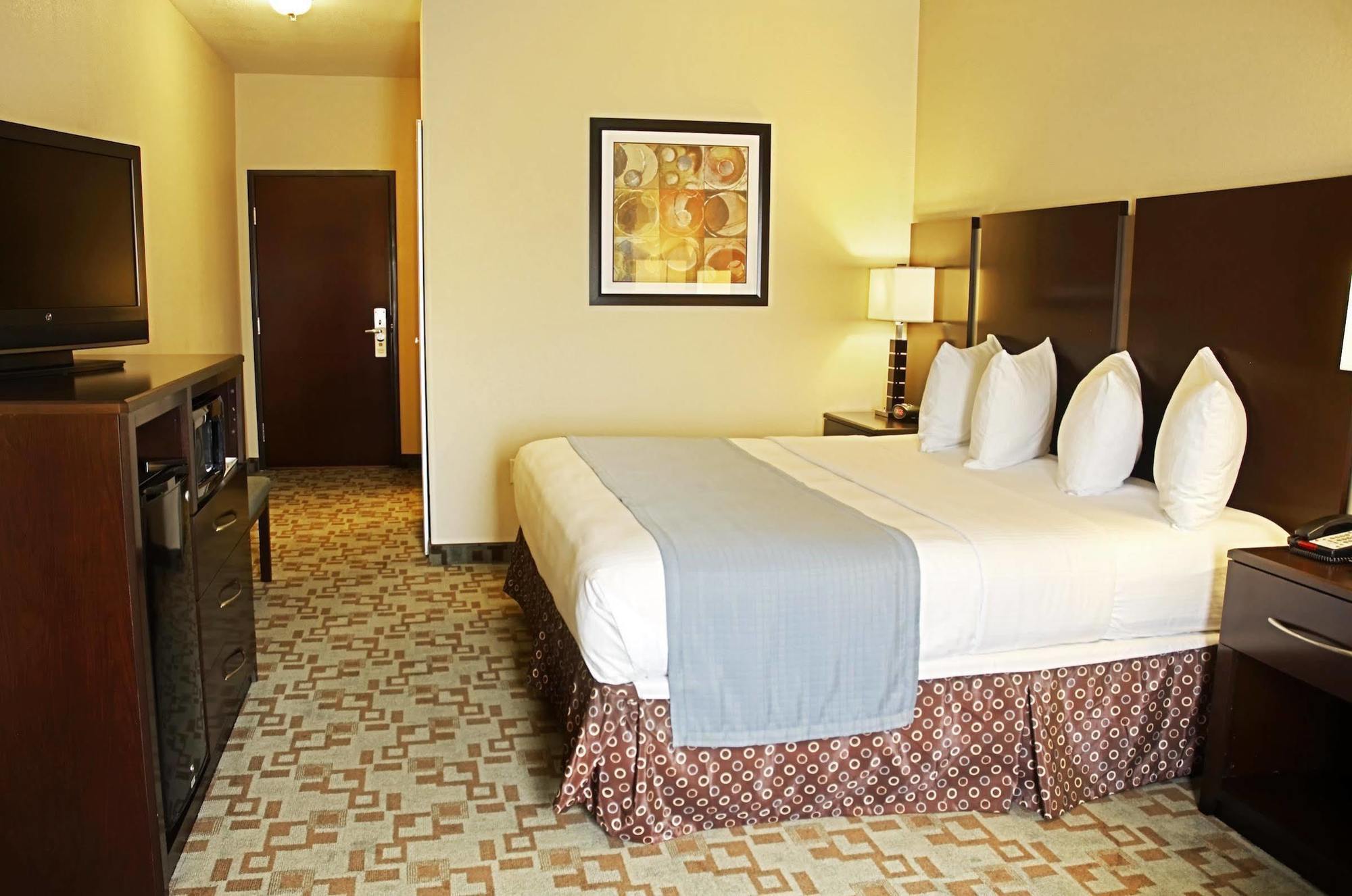Best Western Plus Eastgate Inn & Suites Wichita Esterno foto