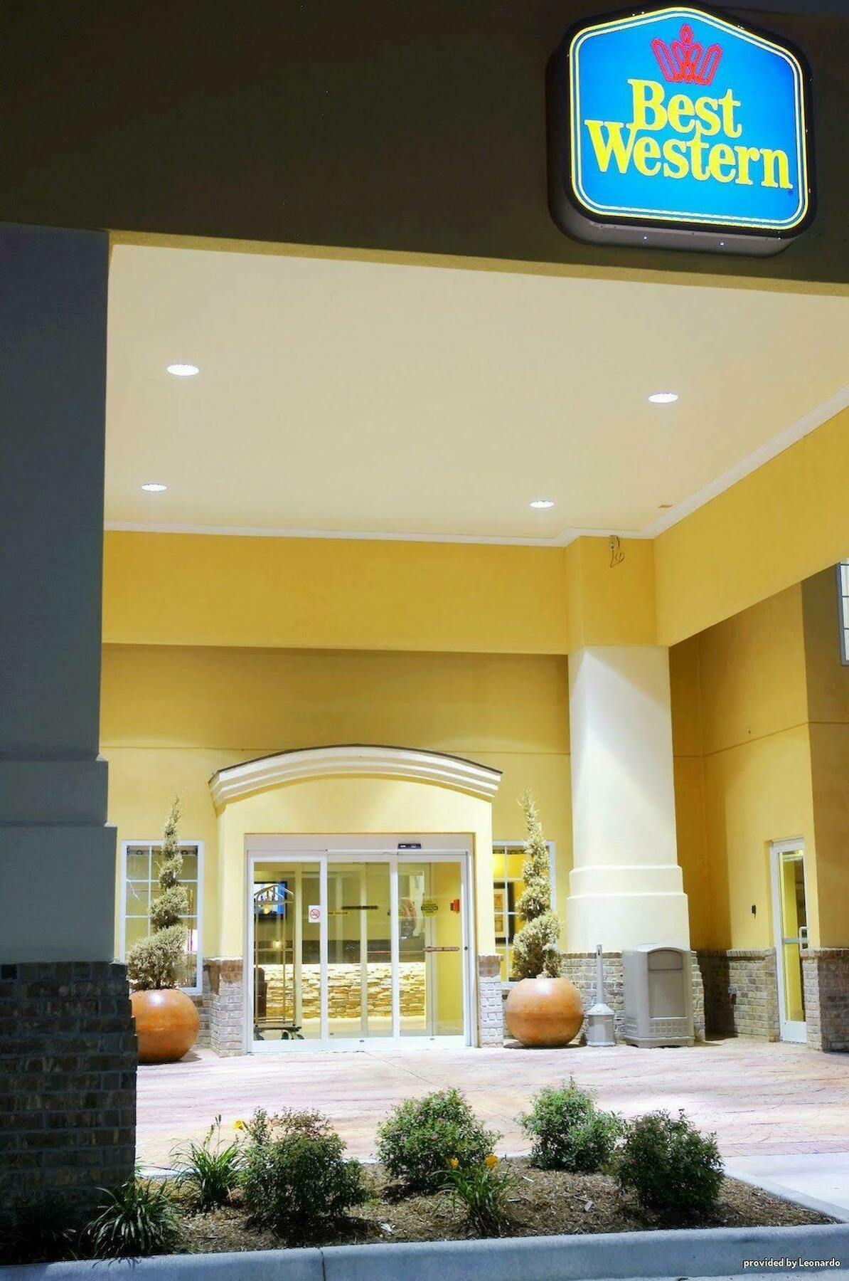 Best Western Plus Eastgate Inn & Suites Wichita Esterno foto