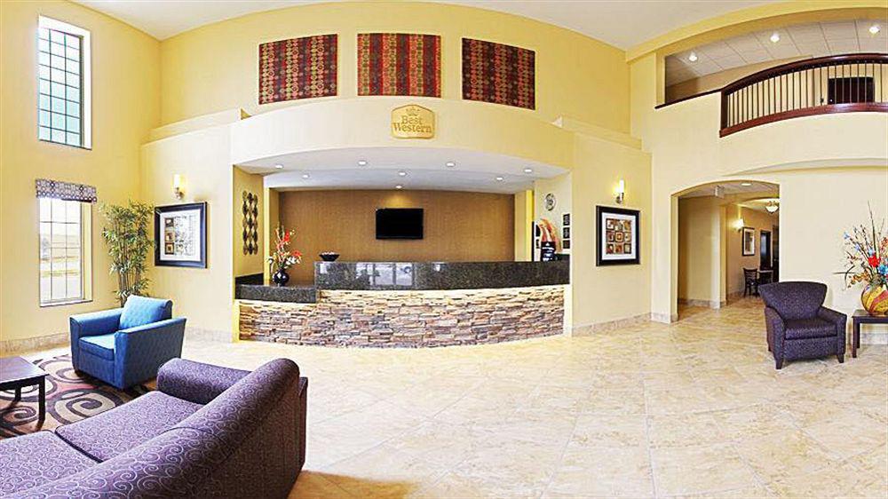 Best Western Plus Eastgate Inn & Suites Wichita Esterno foto